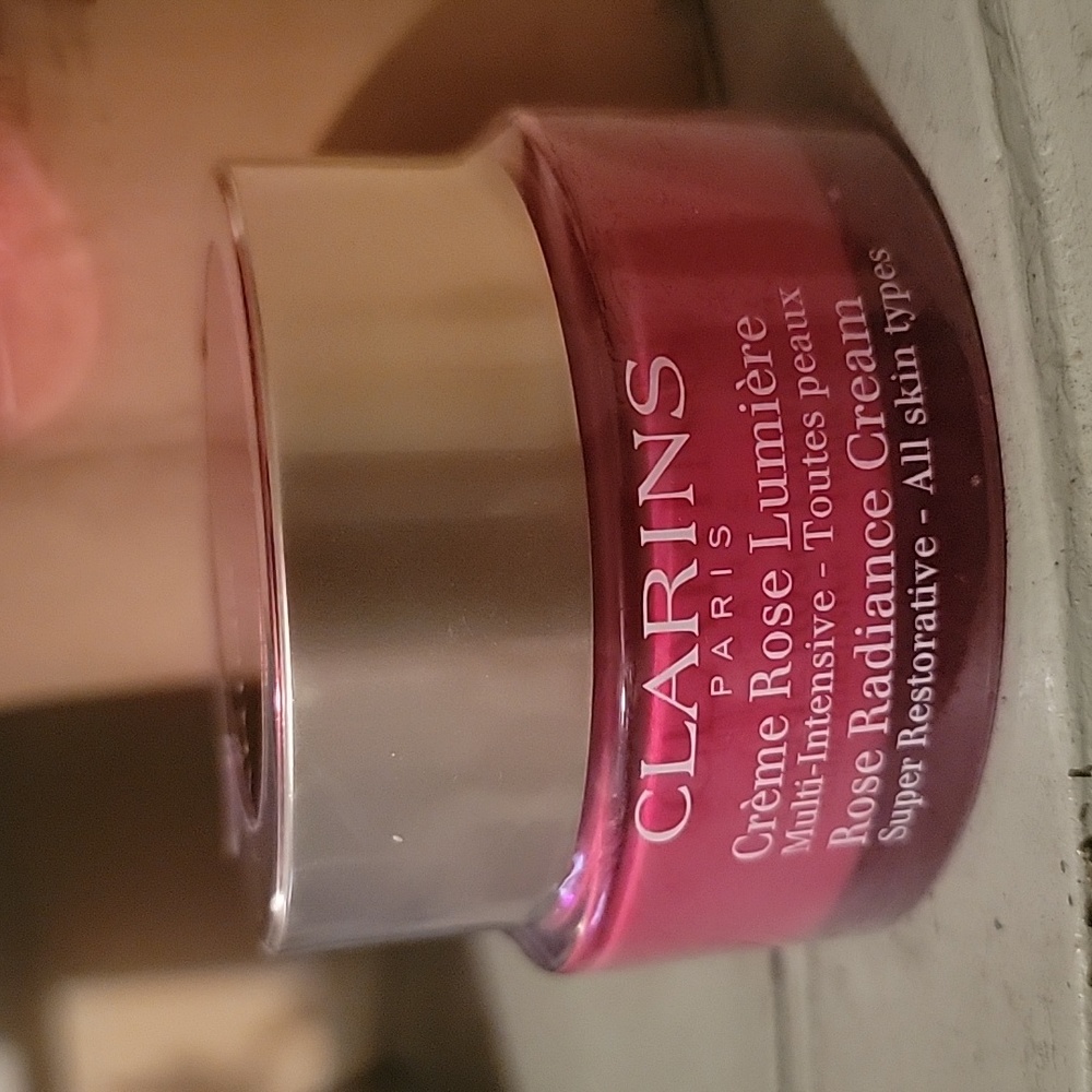 Clarins Rose Radiance Cream moisturizer new sealed $132 value. Anti-aging 1.7 oz
